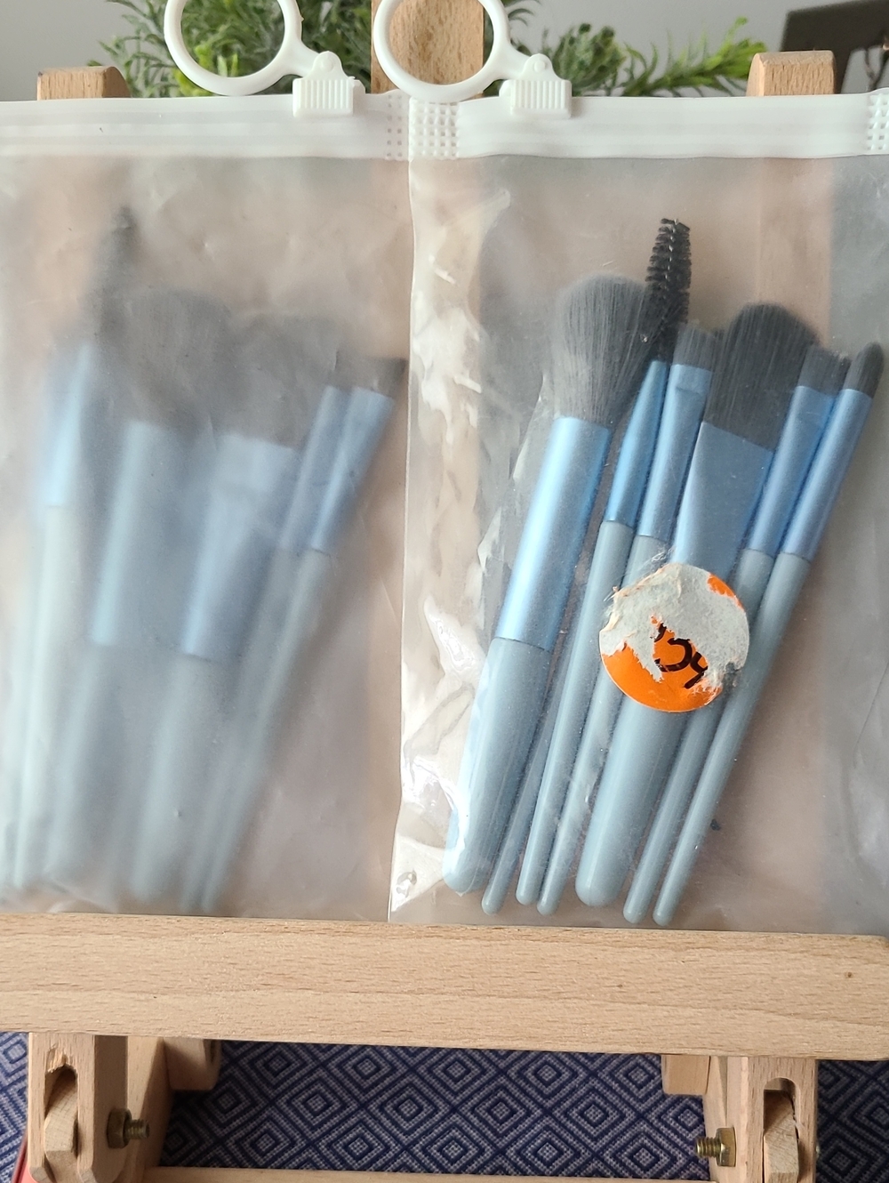 Blue Mini Makeup Brush Set - Soft Synthetic Bristles -8 Piece set (2 sets)